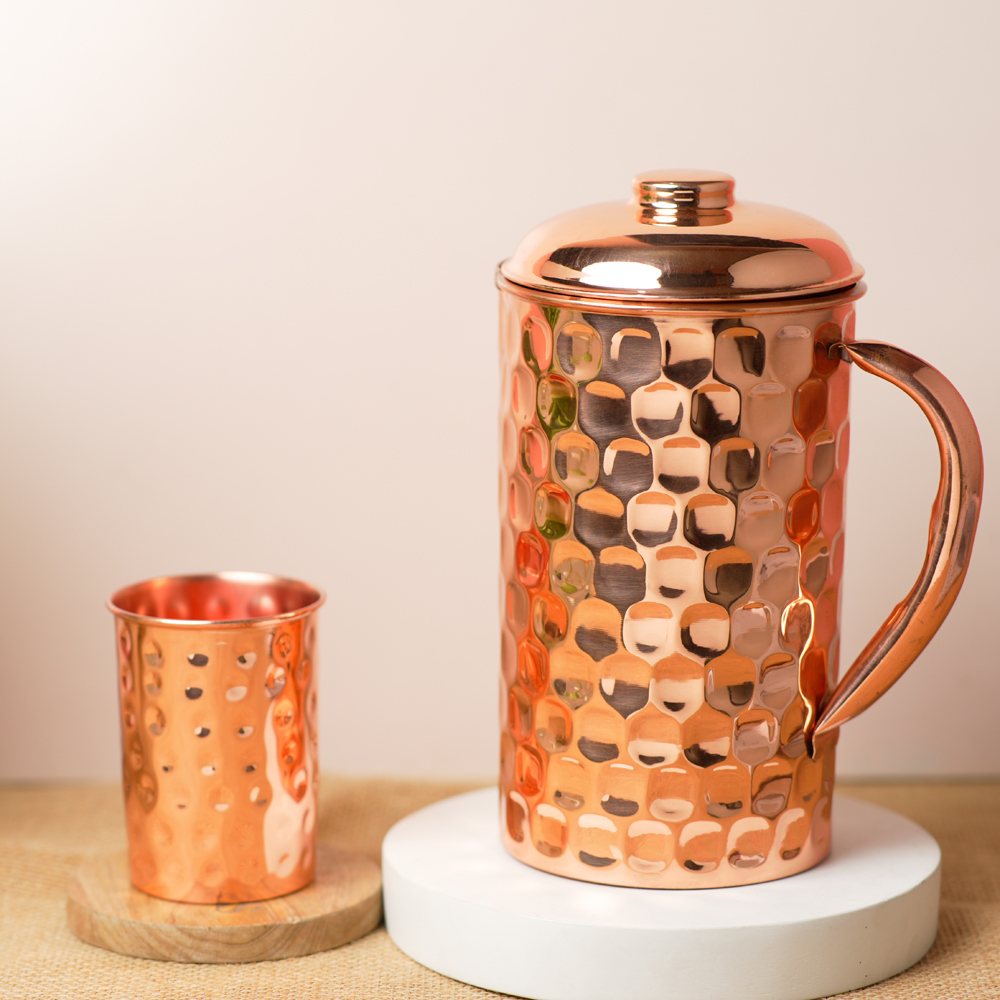 Classic Copper Jug With Brass Knobmirror Diamond